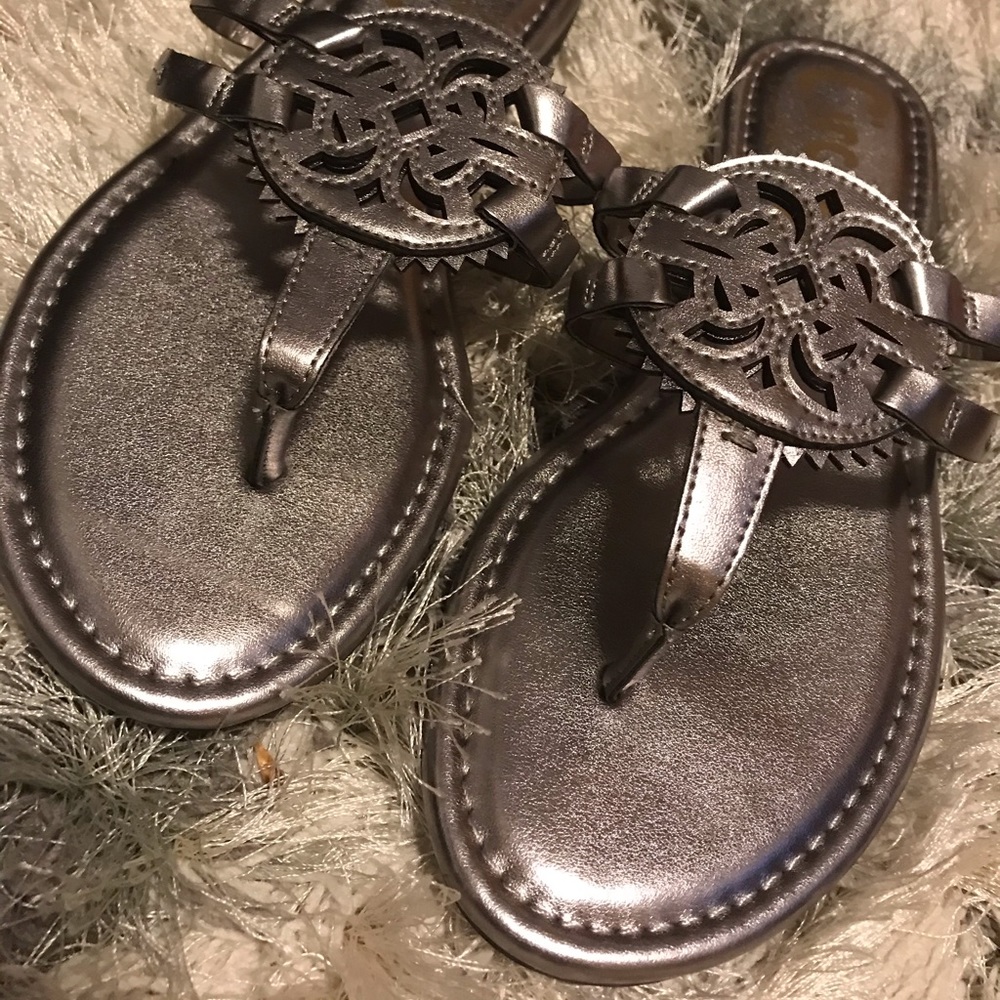 NWOT Circus Sam Edelman Silver Sandals